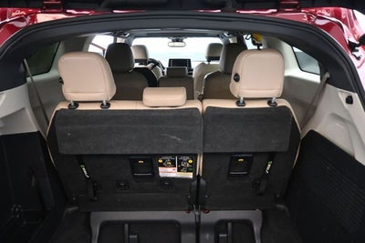 2021 Toyota Sienna XLE 8 Passenger
