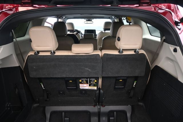 2021 Toyota Sienna XLE 8 Passenger