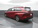 2021 Toyota Sienna XLE 8 Passenger