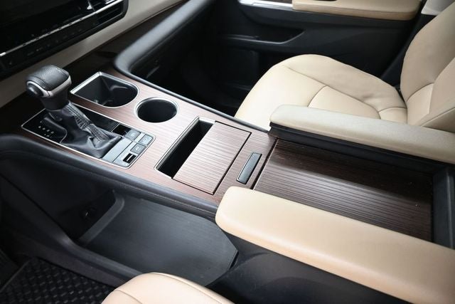 2021 Toyota Sienna XLE 8 Passenger