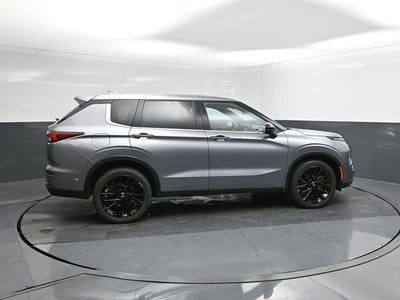 2024 Mitsubishi Outlander SE Black Edition