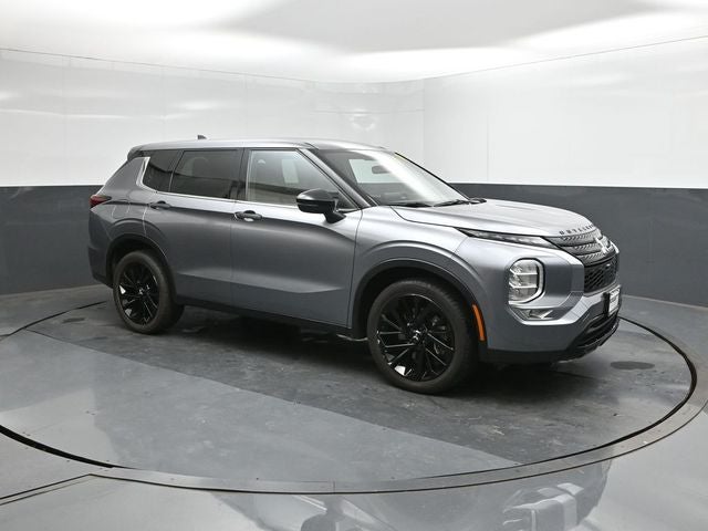 2024 Mitsubishi Outlander SE Black Edition