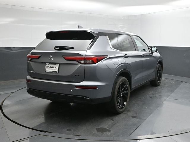 2024 Mitsubishi Outlander SE Black Edition
