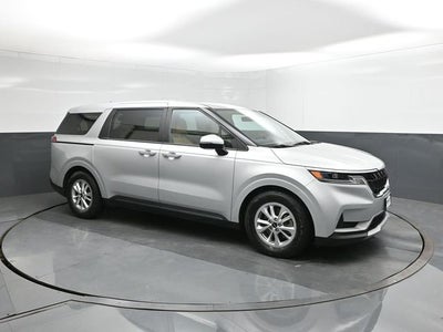 2023 Kia Carnival LX