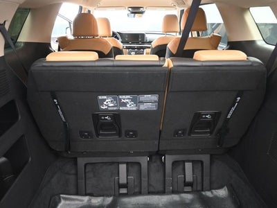 2023 Kia Carnival LX