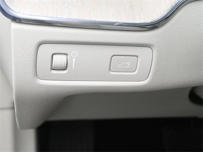 2022 Volvo XC60 B6 Inscription