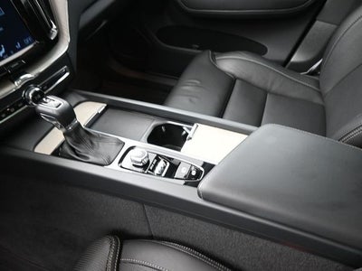 2021 Volvo XC60 T5 Inscription