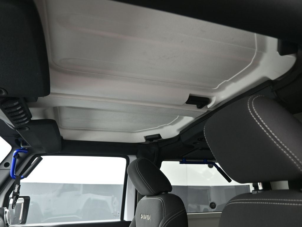 2017 Jeep Wrangler Sahara