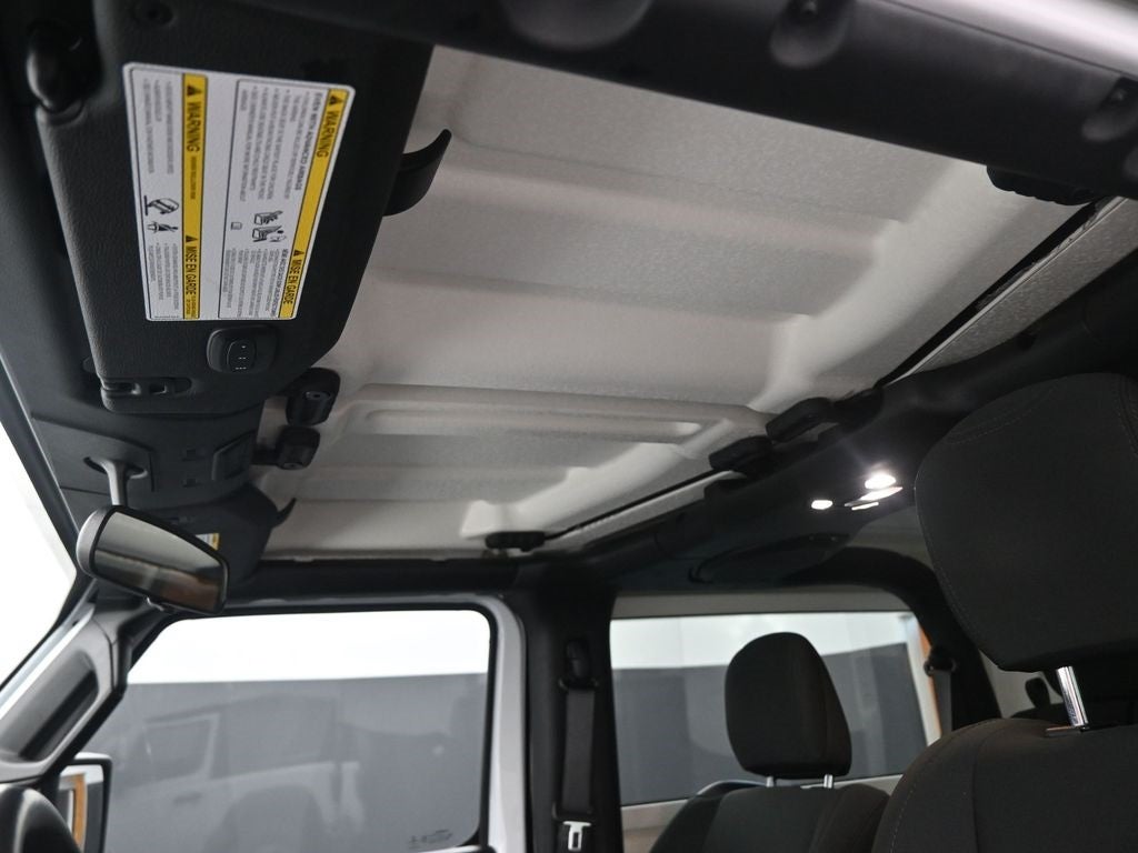 2022 Jeep Wrangler Sport S