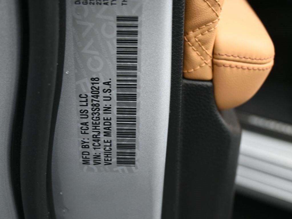 2025 Jeep Grand Cherokee Summit