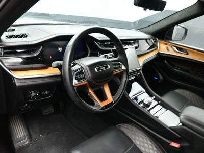 2022 Jeep Grand Cherokee Summit