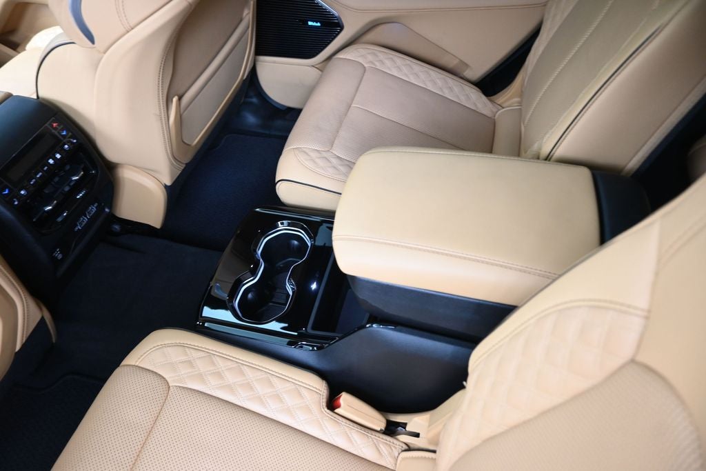 2022 Jeep Grand Cherokee L Summit