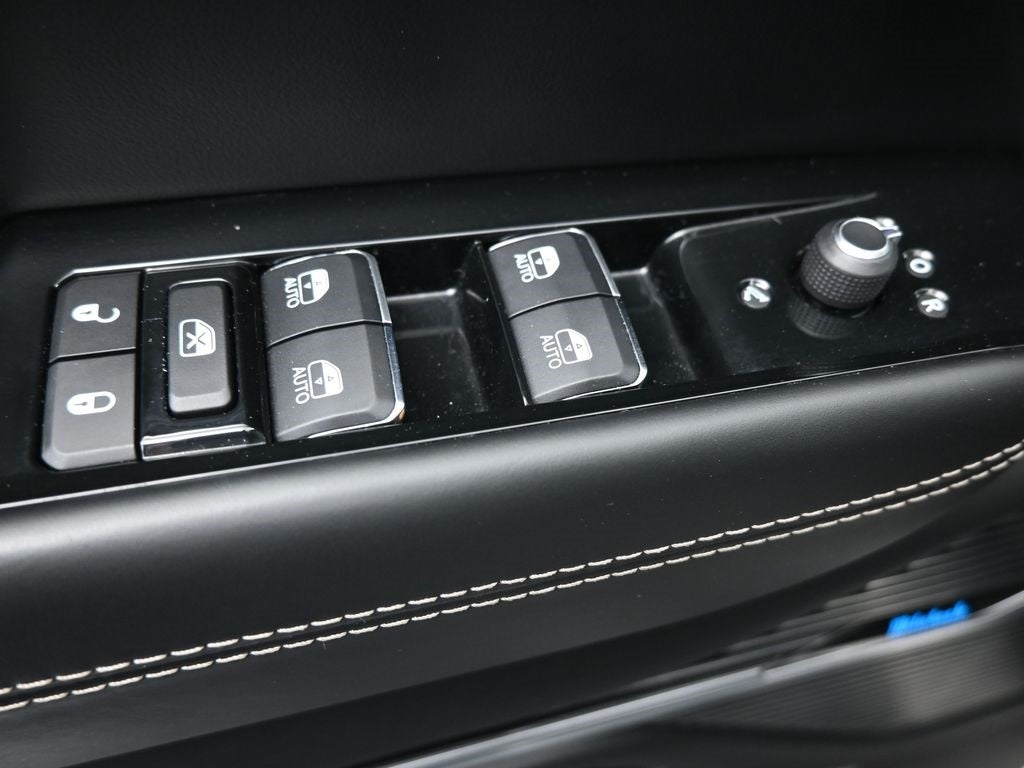 2022 Jeep Grand Wagoneer Series II