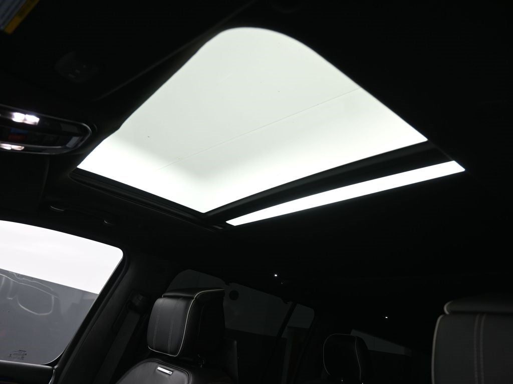 2022 Jeep Grand Wagoneer Series II