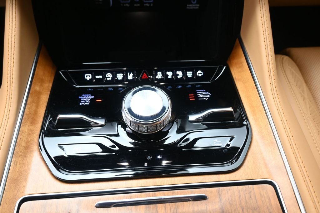 2023 Jeep Grand Wagoneer Series III