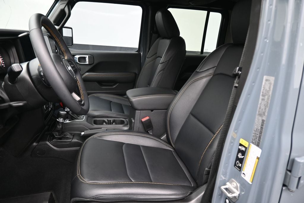 2024 Jeep Gladiator High Tide