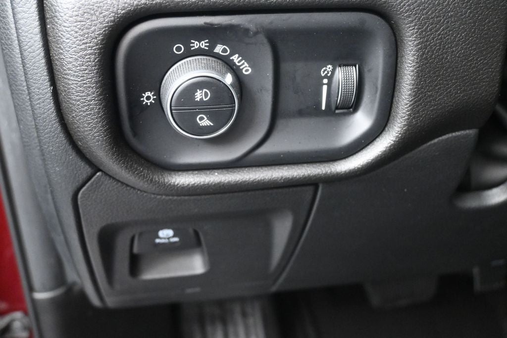 2025 RAM 1500 Warlock