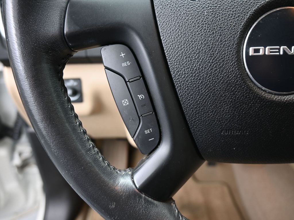 2011 GMC Acadia Denali