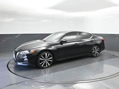 2022 Nissan Altima 2.0 SR