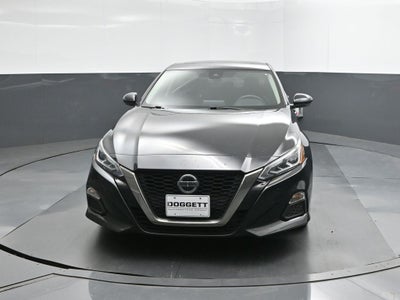 2022 Nissan Altima 2.0 SR