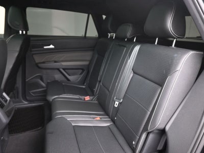 2023 Volkswagen Atlas Cross Sport 2.0T SE w/Technology