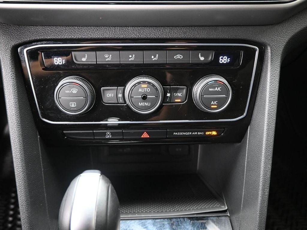 2023 Volkswagen Atlas Cross Sport 2.0T SE w/Technology