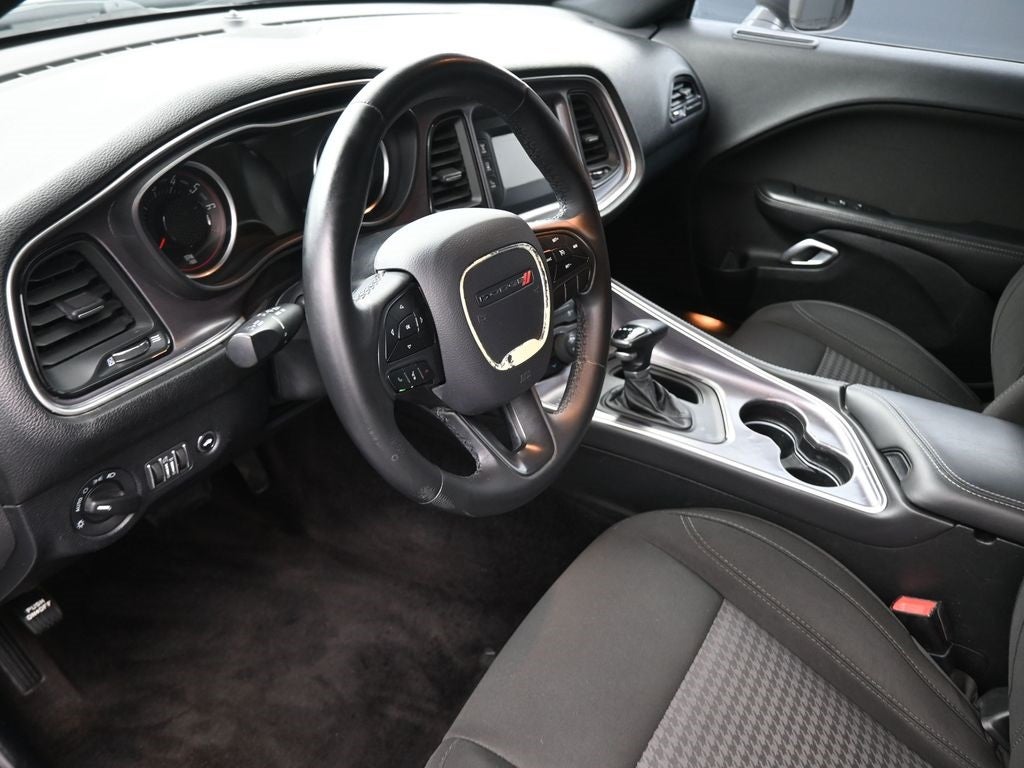 2017 Dodge Challenger SXT