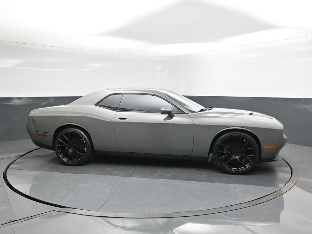 2017 Dodge Challenger SXT