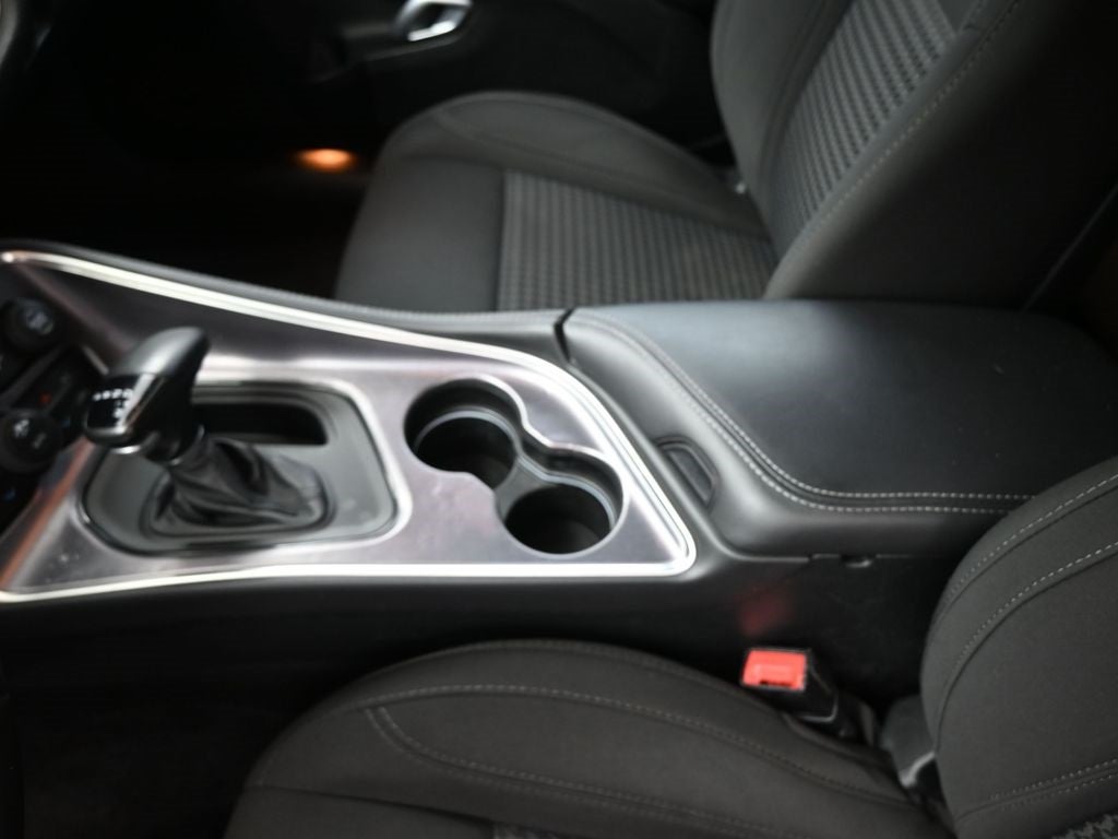 2017 Dodge Challenger SXT