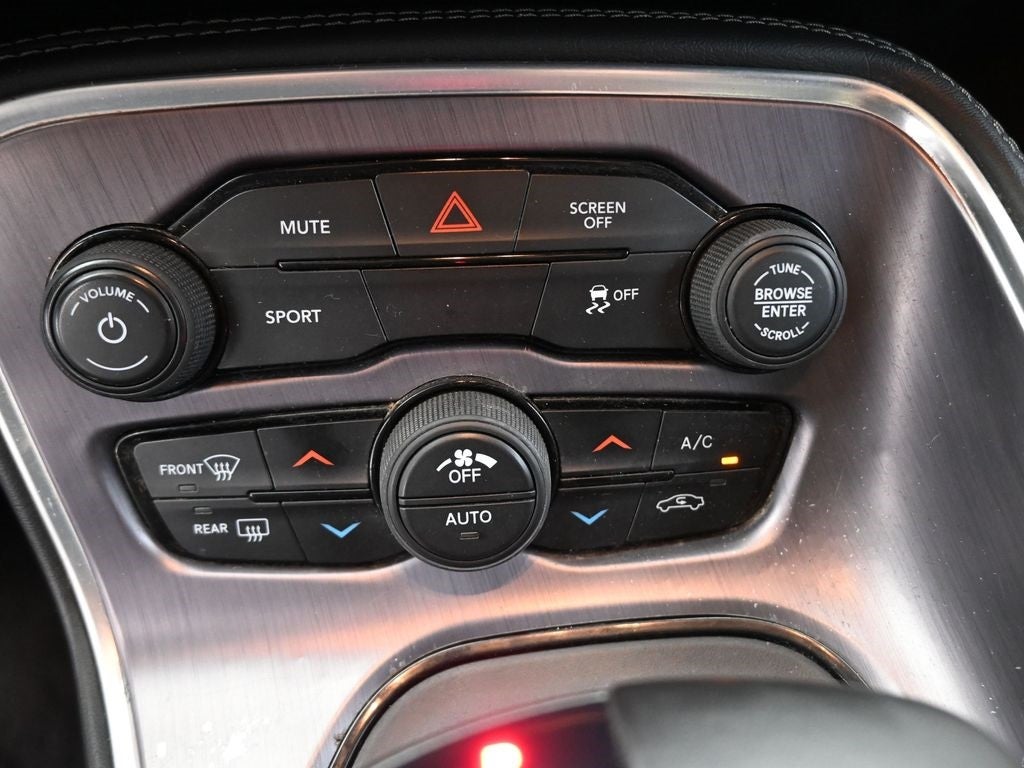 2017 Dodge Challenger SXT