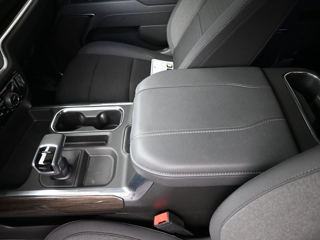 2025 Chevrolet Silverado 1500 LT LT1