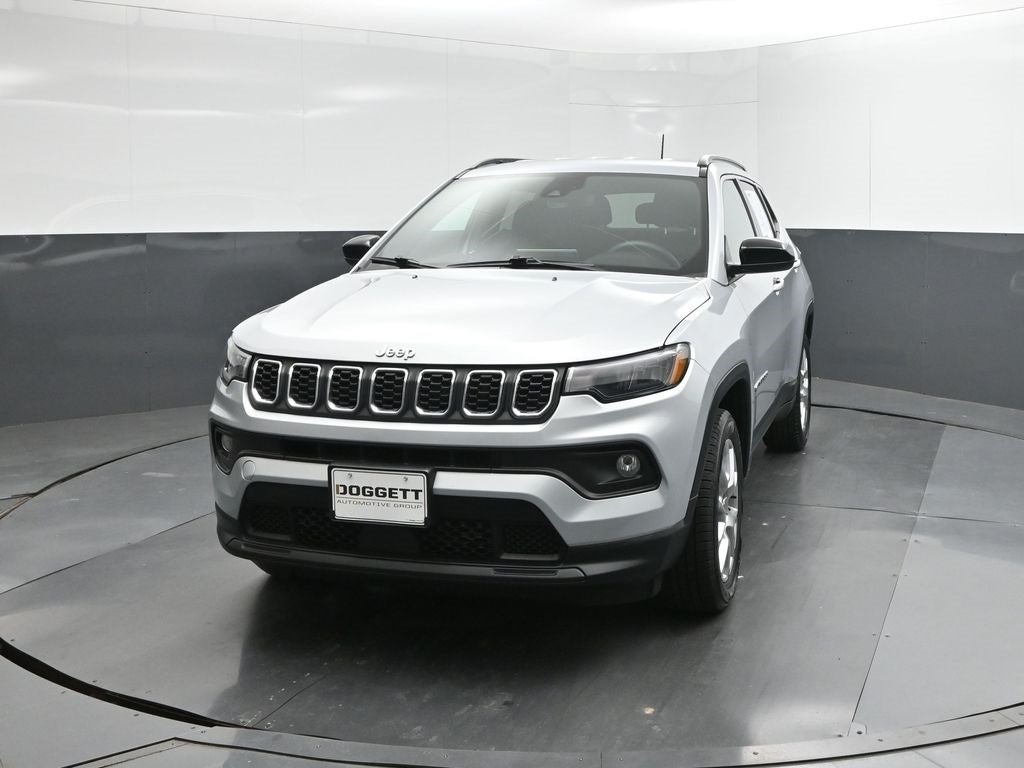 2024 Jeep Compass Latitude Lux