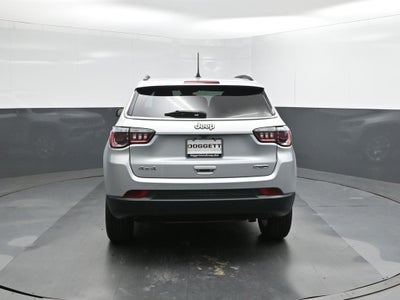 2024 Jeep Compass Latitude Lux