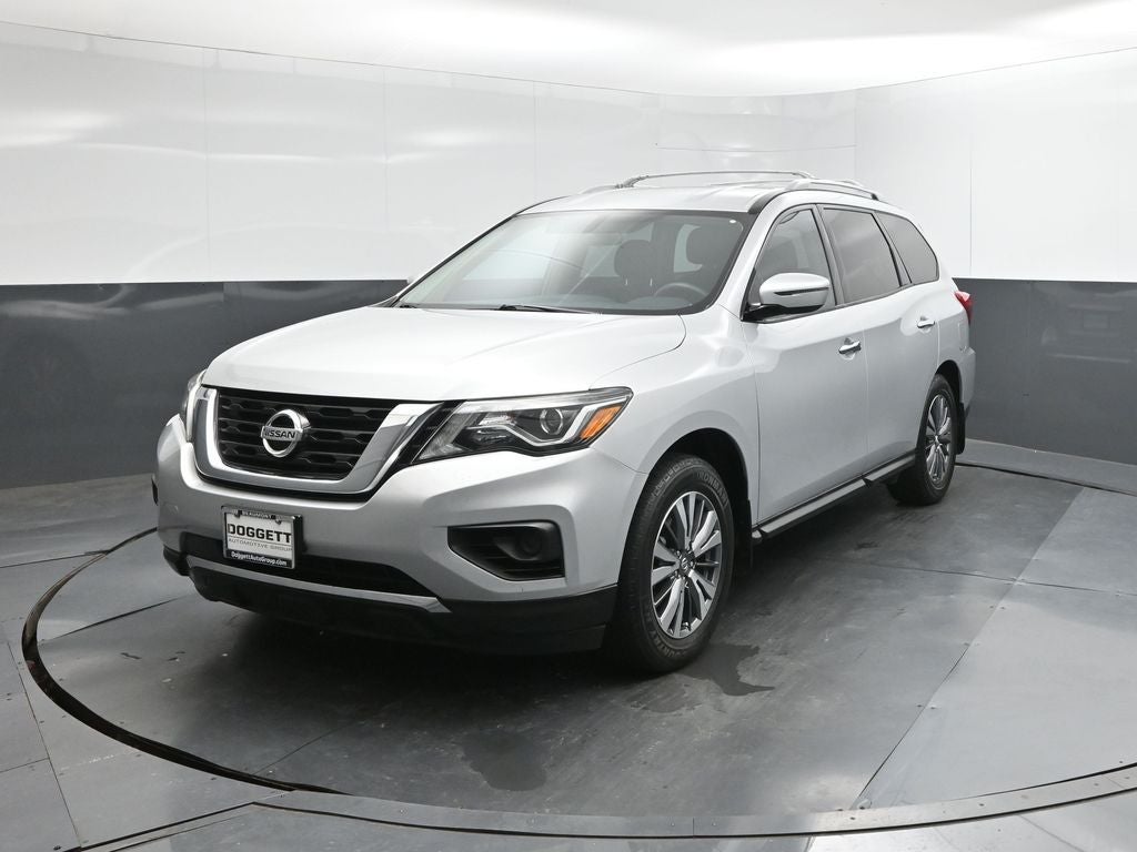 2020 Nissan Pathfinder S