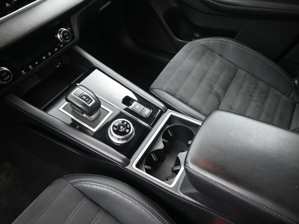 2023 Mitsubishi Outlander SE Black Edition