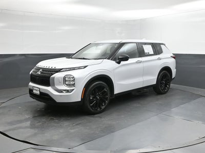 2023 Mitsubishi Outlander SE Black Edition