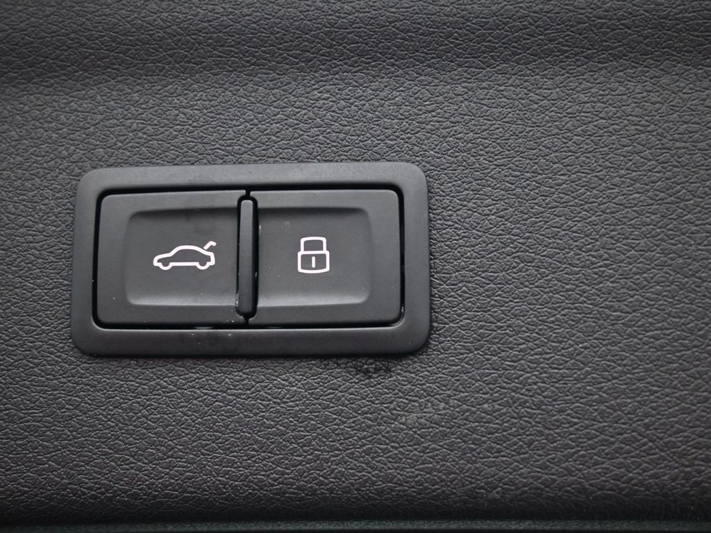 2018 Audi Q3 2.0T Premium