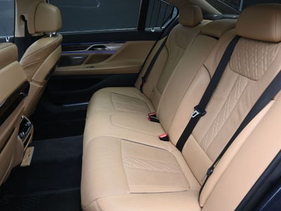 2020 BMW 7 Series 740i