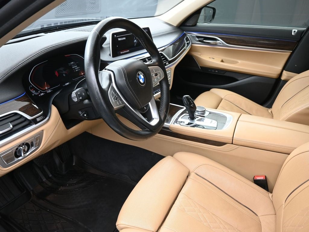 2020 BMW 7 Series 740i