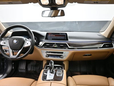 2020 BMW 7 Series 740i