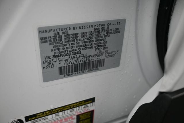 2025 Nissan Kicks SV