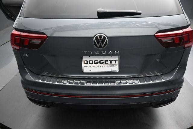 2022 Volkswagen Tiguan 2.0T SE R-Line Black