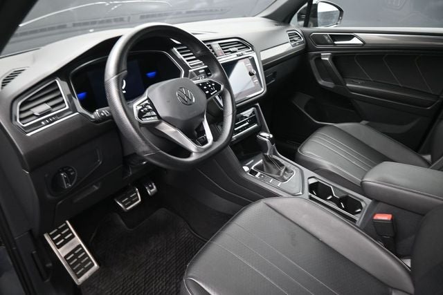 2022 Volkswagen Tiguan 2.0T SE R-Line Black