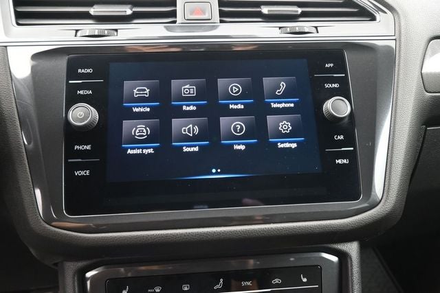 2022 Volkswagen Tiguan 2.0T SE R-Line Black
