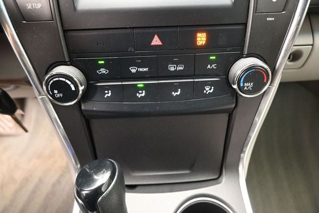2017 Toyota Camry LE