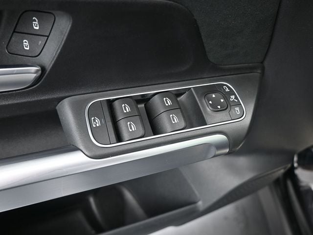 2023 Mercedes-Benz GLB GLB 250