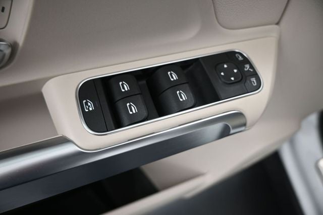 2025 Mercedes-Benz GLB GLB 250