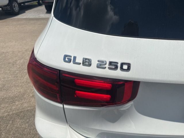 2025 Mercedes-Benz GLB GLB 250