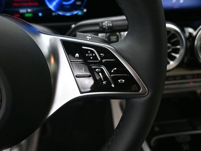 2024 Mercedes-Benz EQB 250+ Base