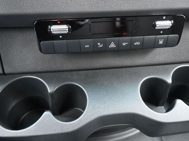 2024 Mercedes-Benz eSprinter 2500 Cargo 170 WB High Roof